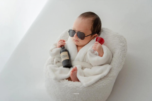 鹰潭宝宝几个月可以吃西瓜 鹰潭宝宝几个月可以吃西瓜